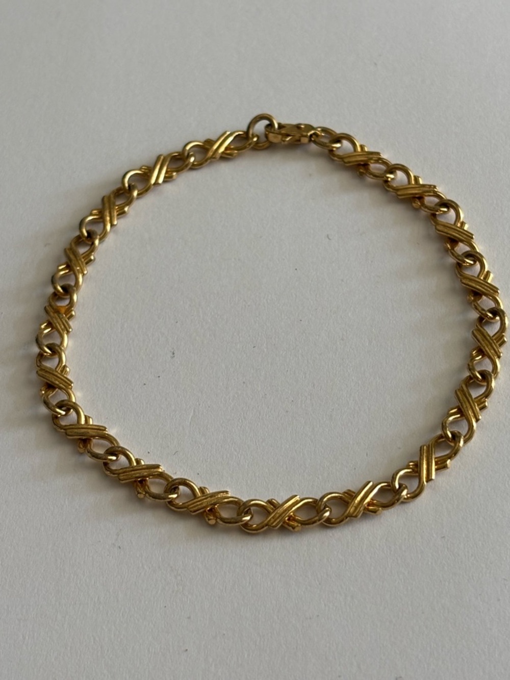 Gold Tone Women's Chain Bracelet